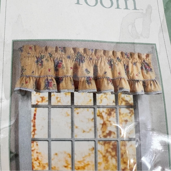 NEW Set Of 2 Waverly Garden Room Cottage Collection Ruffle Valance 60x12 Floral - Picture 2 of 3